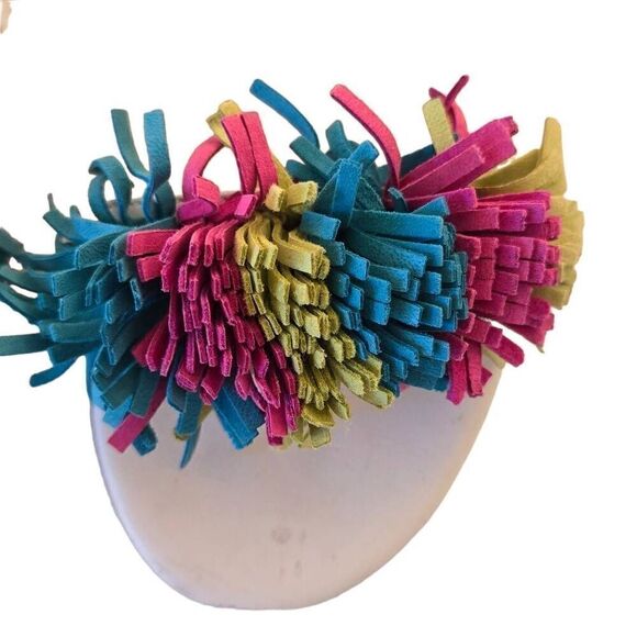 Vaneli Womens White Multicolor Fringe Low Sandals Size 7 - Picture 9 of 10